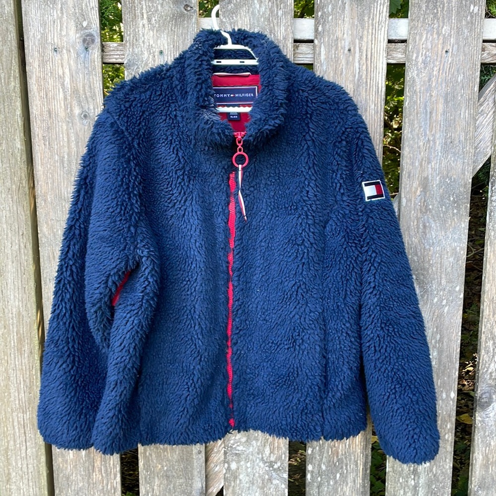 Woman’s Tommy Hilfiger jacket extra-large